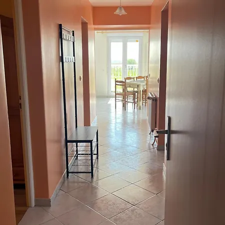 De La Mouette L'estran 8 A 9 Personnes Apartment