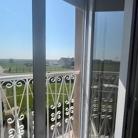 De La Mouette L'estran 8 A 9 Personnes Apartment